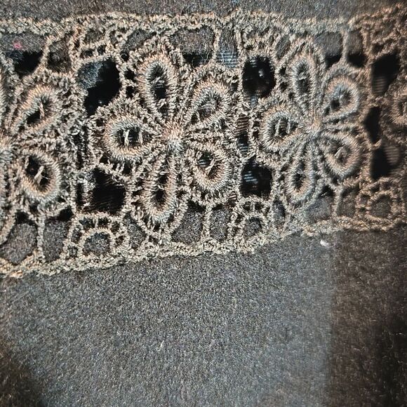 Vintage black wool midi skirt - Picture 8 of 9